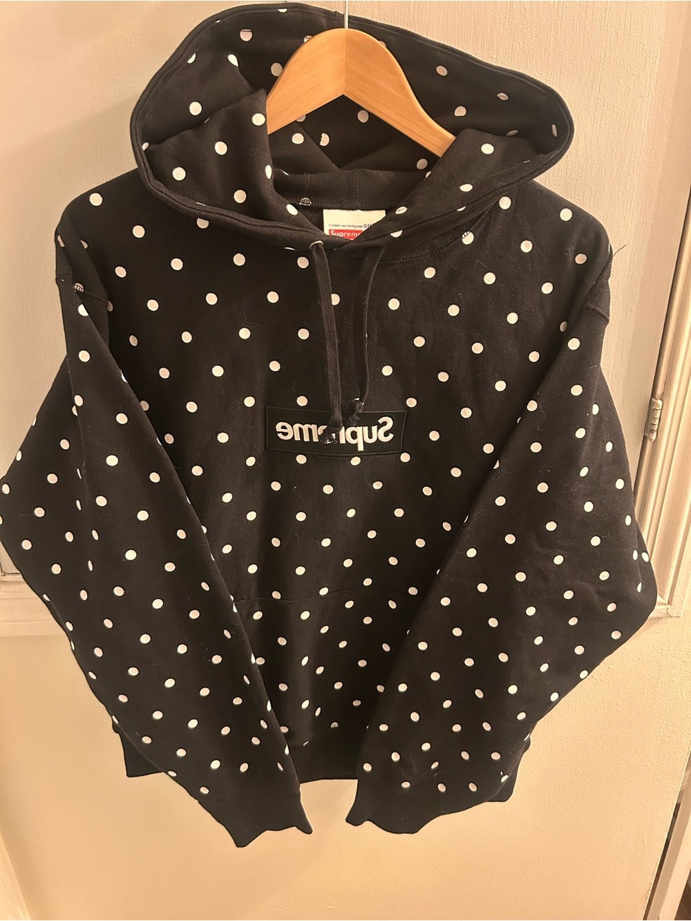 Supreme x comme des garçons